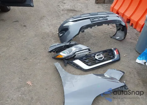 2018 Nissan Pathfinder Sv z USA, uszkodzony, nr VIN 5N1DR2MM4JC619518